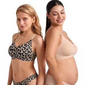 Seamless wireless bra and underwear set, comfortable breathable push-up lingerie for women.