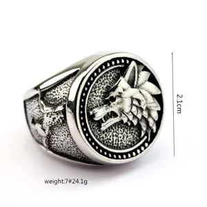 Edelstahl Vintage Wolf Ring Herren Biker Schmuck Detailaufnahme stylisches Design