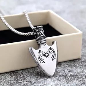 Nordic retro stainless steel arrow pendant necklace with double horse design, main view.