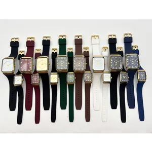 Orologio al quarzo quadrato con cinturino in silicone, orologio vintage uomo e donna.