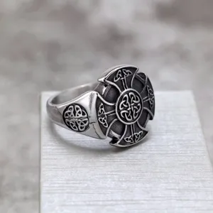 Retro stainless steel Viking Celtic shield ring unisex vintage geometric band jewelry main view