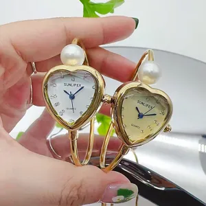 Elegante Legierung Quarz Spangenuhr Für Damen Mode Strass Herz Quadrat Rund Zifferblatt Künstliche Perle Armbanduhr Geschenk