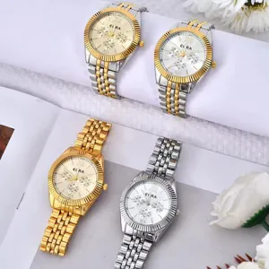Vue détaillée de montres quartz élégantes pour hommes avec bracelets en acier et cadrans chics.