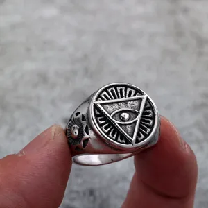 Vintage stainless steel ring for men and women with eye of horus design detail view