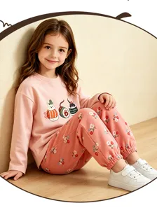 Cute girls floral sweatpants outfit, comfortable casual long sleeve sweatshirt set.