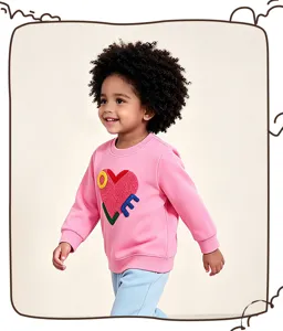 Felpa rosa da bambina con simpatico motivo a cuore ricamato d'amore, morbido top in cotone felpato.