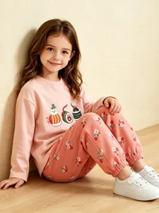 Girls pink floral print sweatpants and cute cat graphic sweatshirt set for autumn activewear.