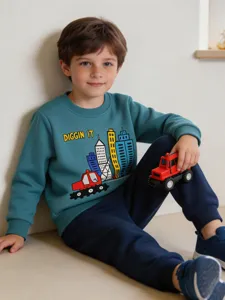 Jongens herfst lange mouw sweatshirt met stadsprint en blauwe comfortabele broek