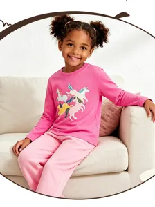 Süßes Kleinkind Mädchen Langarm T-Shirt und Hose Set mit Einhorn Grafik Druck.