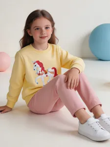 Cute girls autumn sweatshirt and pants set featuring a charming unicorn print, long sleeves.