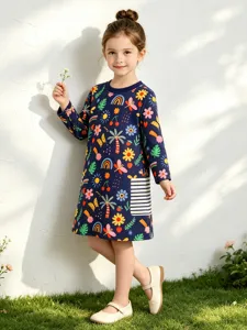 Girls Long Sleeve Cotton Knit Dress Casual Cartoon Print Princess A-Line Pullover Crewneck Sundress With Pockets For Autumn