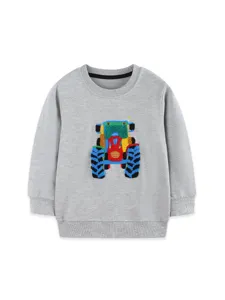 Felpa grigia per bambini con scollo rotondo e simpatico ricamo di trattore colorato.