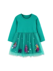 Groene jurk met lange mouwen voor meisjes met schattig heksenborduurwerk en tule rok.
