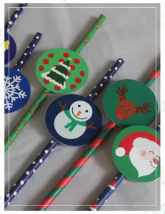 Pailles en papier de Noël avec des cartes rondes décoratives pour fête de noel 25 pièces