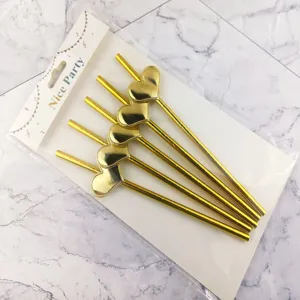 Gouden hart papier rietjes decoratieve drinkrietjes voor feestje set van zes verpakt detail