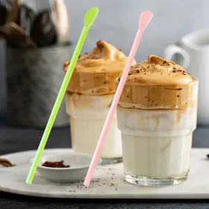 Pajitas cuchara desechables de plástico de colores para batidos zumos jugos bebidas varias.