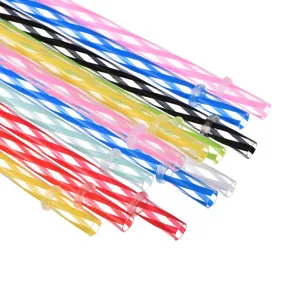 Wiederverwendbarer harter PP-Trinkhalm Detailansicht, bunt gestreiftes Design mit Ringgewinde.