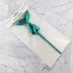 Green sequin mermaid tail paper straw with hanging header card for cute party cake decoration