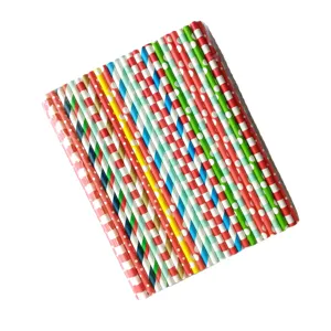 Pajitas de papel de colores a granel, patrones y colores surtidos para bebidas de fiesta.
