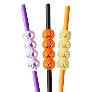 Cannucce da bere in plastica per feste di Halloween con decorazioni di zucca e teschio.