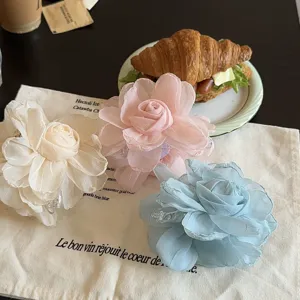Pince à cheveux fleur rose en tissu doux style français élégante pince griffe esthétique