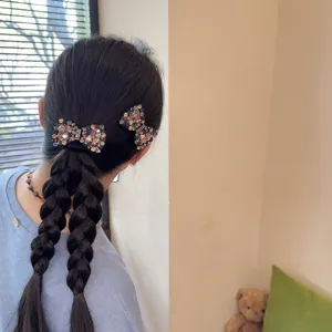 Prachtige strass strik haarspeld voor vrouwen, sprankelende kristalen haaraccessoire dagelijks.