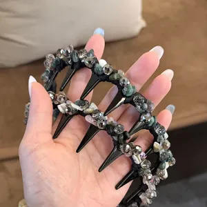 Detailed view of crystal beaded hair hoop with teeth, handmade gemstone hair accessory for women.
