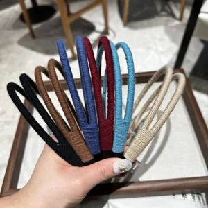 Minimalistischer Wolle Haarreif doppelt strangig einfarbig Freizeit Haarschmuck Detail