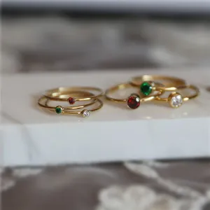 Bague Fine Minimaliste en Argent Sterling 925 Plaqué Or Avec Zirconia Rond Serti Clos Alliance Transparente Verte Rouge Bijoux Cadeau pour Femme