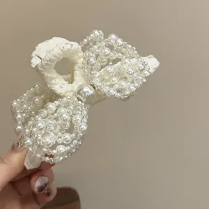 Koreanischer Stil Kunstperle Schleife Haarklammer elegante weiße Haarspange für Damen.