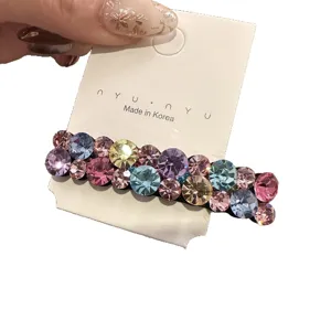 Barrette à cheveux élégante en strass coloré style coréen, pince latérale chic.