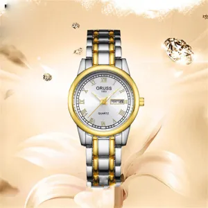 Détails de la montre quartz femme ORUSS, bracelet acier bicolore, chiffres romains élégants.