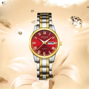 Vue de détail d'une montre à quartz élégante pour femme avec cadran rouge et bracelet.