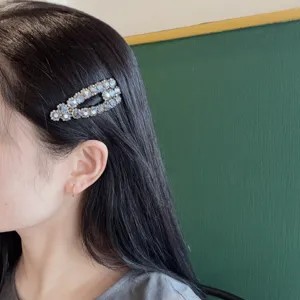 Fermaglio per capelli con strass cristallo luminoso clip BB elegante accessorio dettaglio