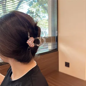 Heart rhinestone hair claw clip medium transparent shark clip for elegant women styling hair