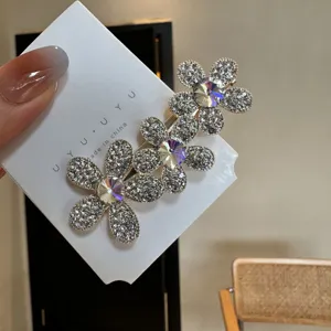 Pince a cheveux bec de canard en strass cristal fleur pour femmes accessoire