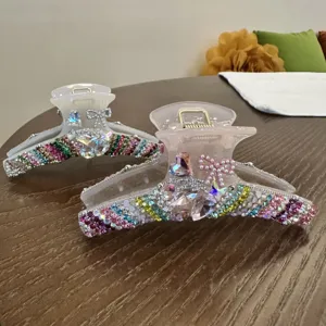 Elegante Strass Haarklammer, bunte Kristall Haarkralle für stilvolle Damen Frisuren.