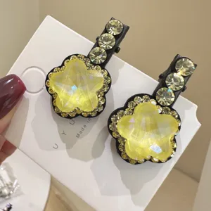 Pinces à cheveux étoile cristal jaune doux, pinces bec de canard florales élégantes.