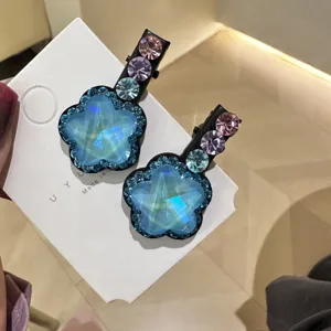 Pince à cheveux fleur étoile strass douce style coréen barrette bec de canard pour les filles.