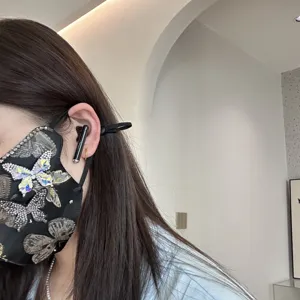 Korean fashion crystal rhinestone butterfly black mask stylish dustproof windproof face cover