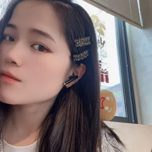 Petite pince à cheveux strass douce style coréen barrette bec de canard tendance pour femmes