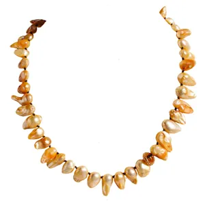 Collier de perles baroques naturelles fait main or vintage perles irrégulières élégantes.