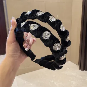 Vintage Elegant Velvet Wrapped Rhinestone Headband Padded High Top Hepburn Style Black Solid Color Hair Band For Women Hair Accessories Party Daily Hat and Scarf Sets