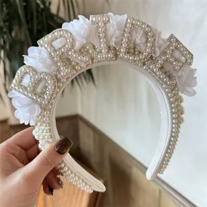 Εντυπωσιακή και λαμπερή στέκα BRIDE με πέρλες και στρας, λευκό νυφικό αξεσουάρ για πάρτι.