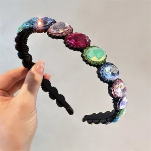 Cerchietto barocco in cristallo colorato con denti antiscivolo, accessorio per capelli.