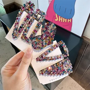 Bunte Strass-Haarklammer Set im koreanischen Stil, glitzernde geometrische Haarspangen.