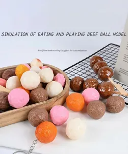 Modello di polpetta di carne di simulazione in PVC, design realista per oggetti di scena.