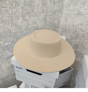 Beige wide brim flat top fedora hat, French retro woolen felt texture detail for women winter.