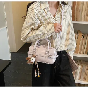 Korean style contrast color handbag for women, trendy casual shoulder and crossbody bag.