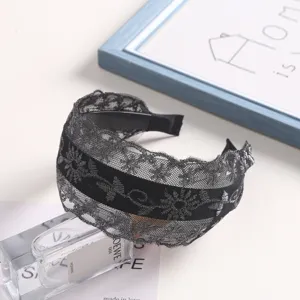 Black lace wide headband with delicate embroidery and anti-slip teeth, stylish hair accessory.